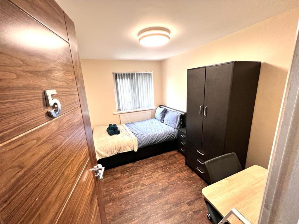 Appartement Nines Of Elegance At Castle Road à Birmingham Extérieur photo